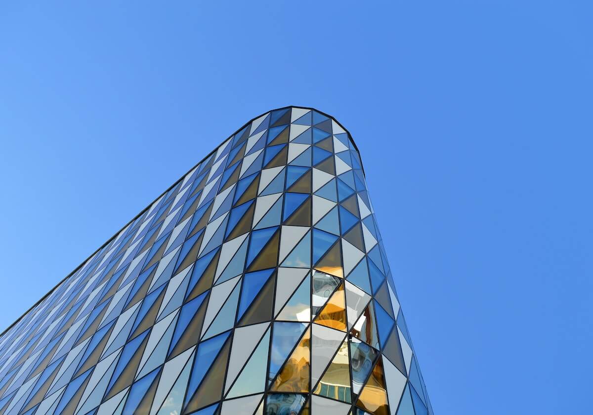 爱游戏-英媒盘点C罗下家:大巴黎领跑 中超队竟然在列