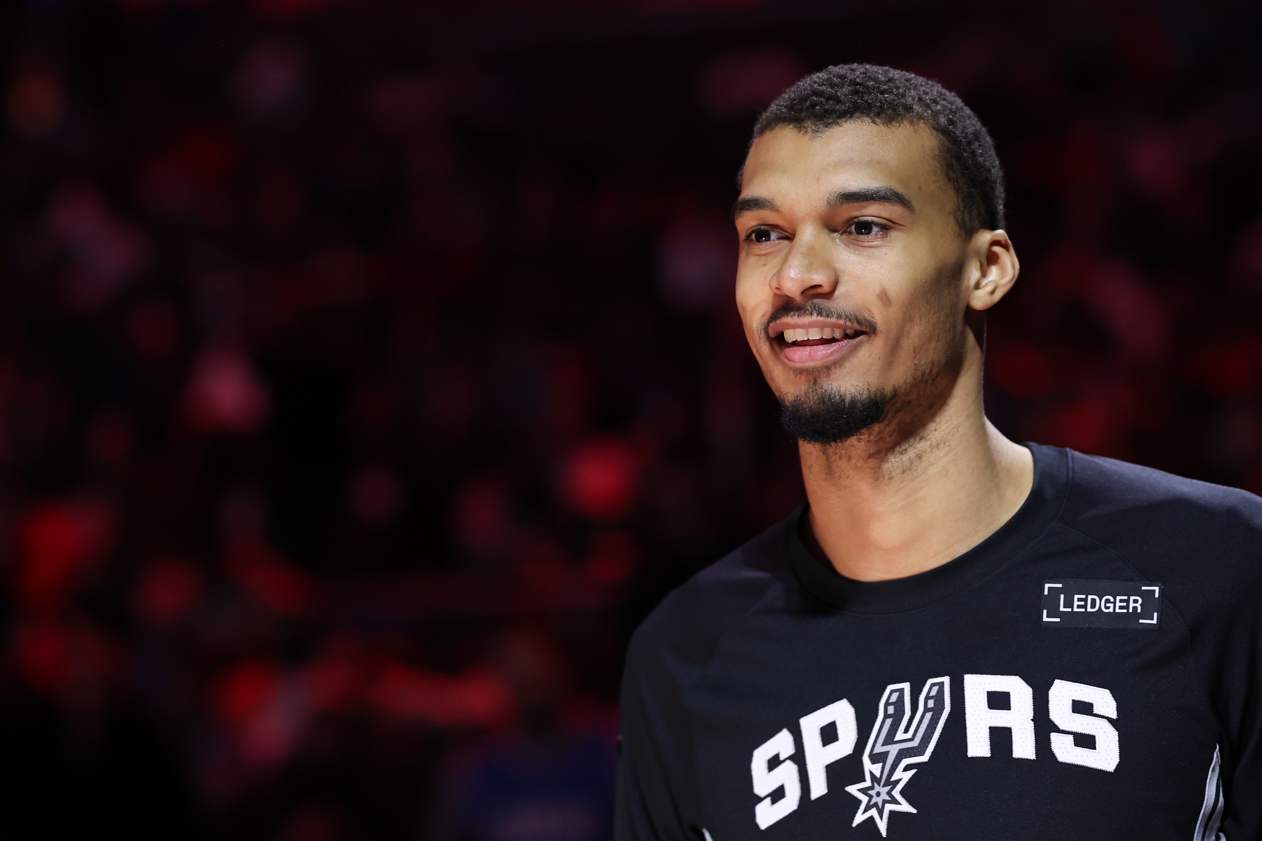 爱游戏-文班谈赛季末是否轮休：我每场都想打 但有些比赛确实可以轮休